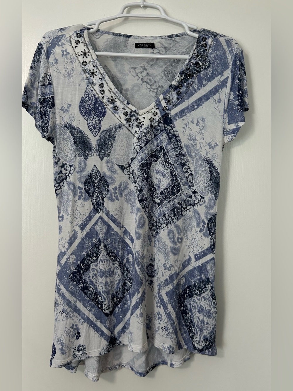 Max Jeans blue patterned short-sleeve V-neck top